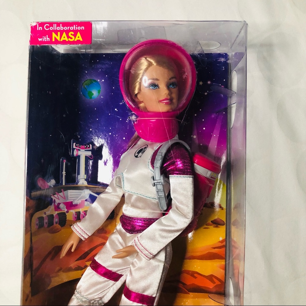 Barbie Nasa Space X Mars Explorer Doll 2013 Career of the Year